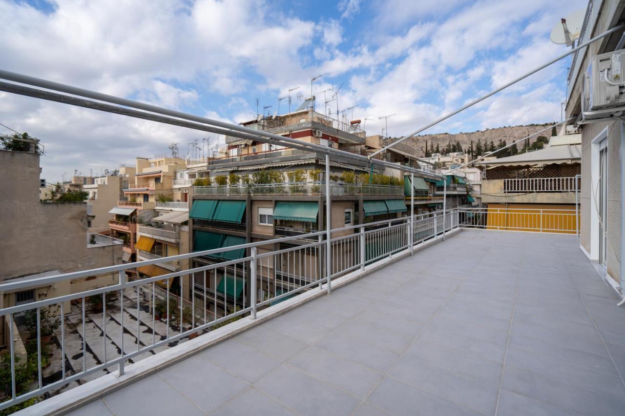 Athens Hideout Apt, Big Rooftop With City View Apartman Kültér fotó