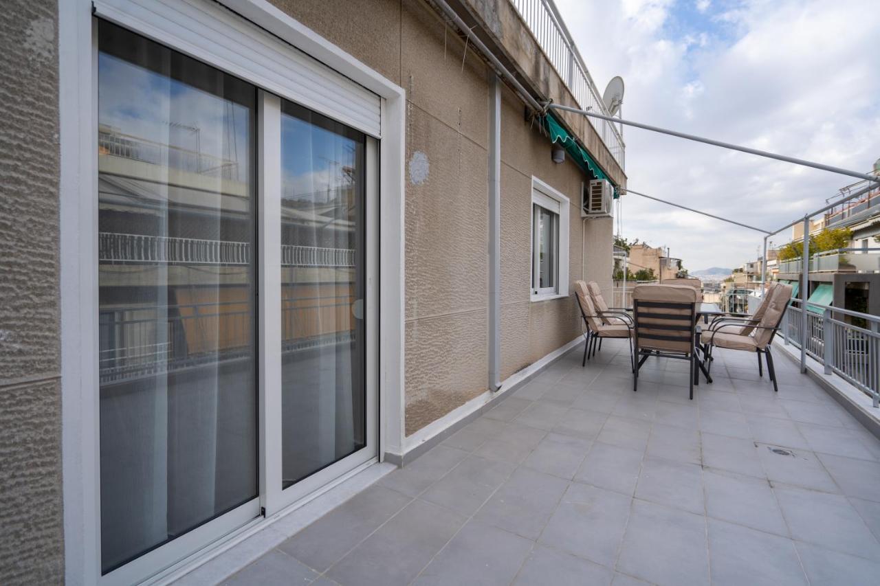 Athens Hideout Apt, Big Rooftop With City View Apartman Kültér fotó